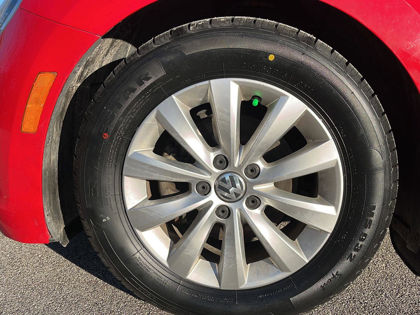 Used 2014 Volkswagen Beetle 2.5 image 11