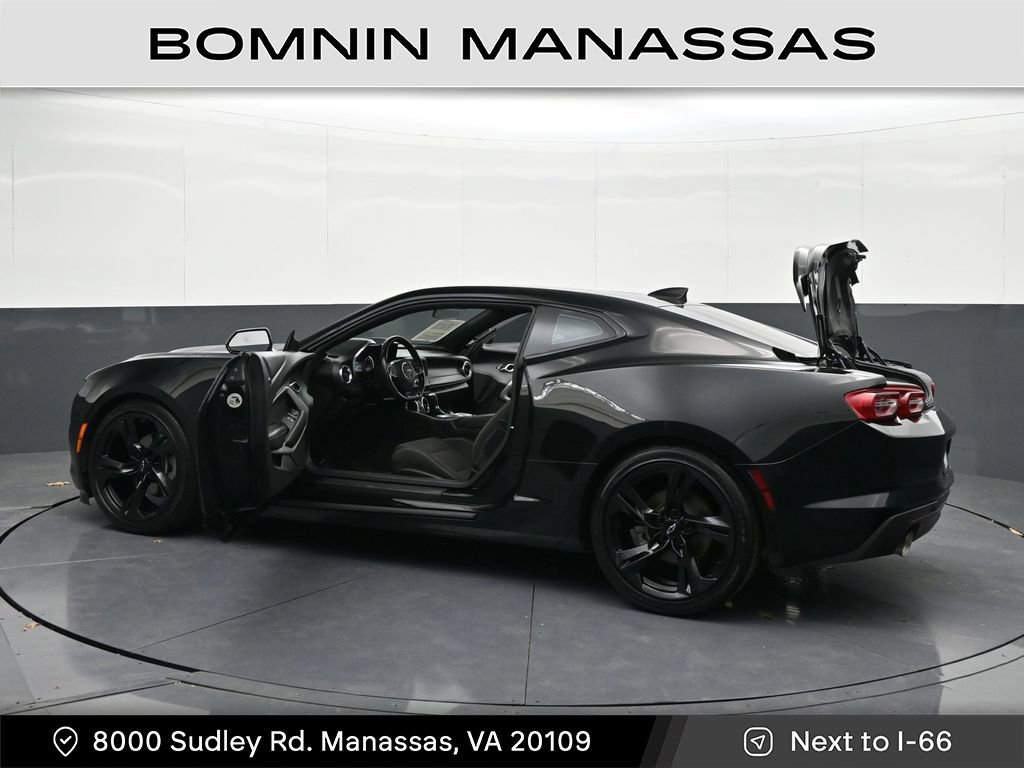 Used 2021 Chevrolet Camaro LT image 36