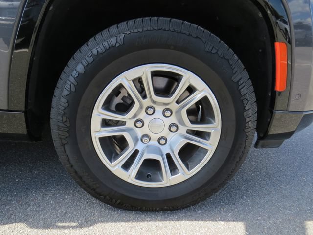 Used 2022 Jeep Wagoneer Series I RWD image 9