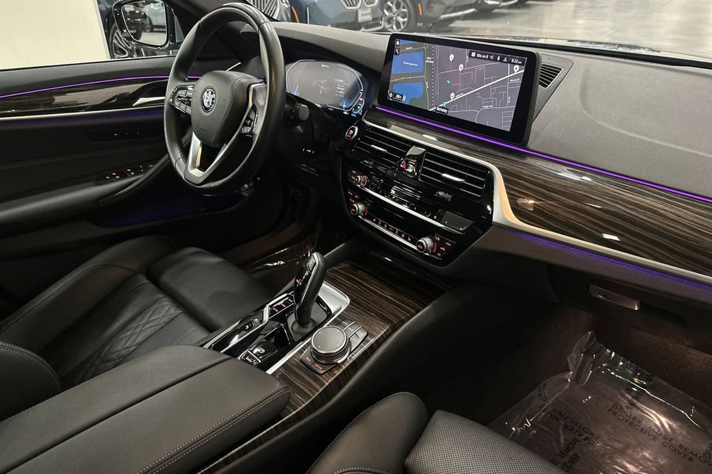 Used 2023 BMW 530e w/ Convenience Package RWD image 17