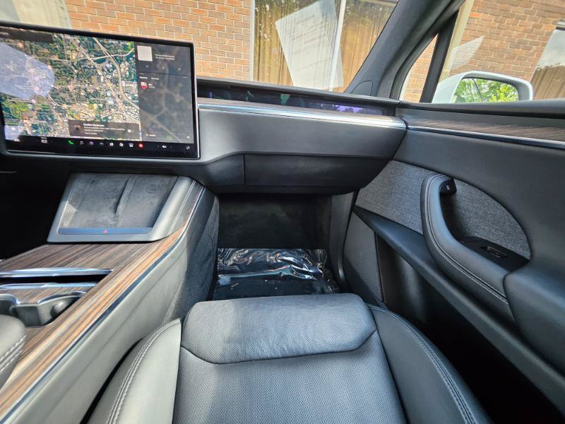 Used 2023 Tesla Model X AWD/4WD image 56
