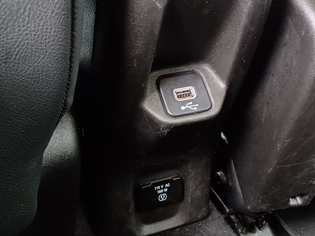 Used 2021 Jeep Renegade Limited AWD/4WD image 30