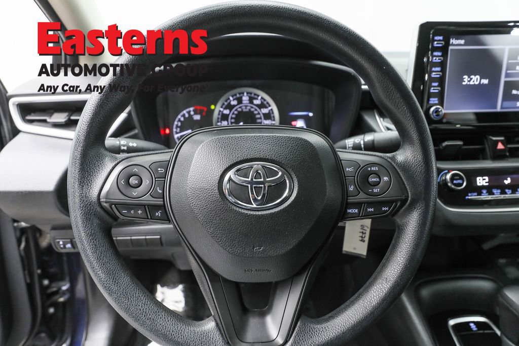 Used 2021 Toyota Corolla LE image 10