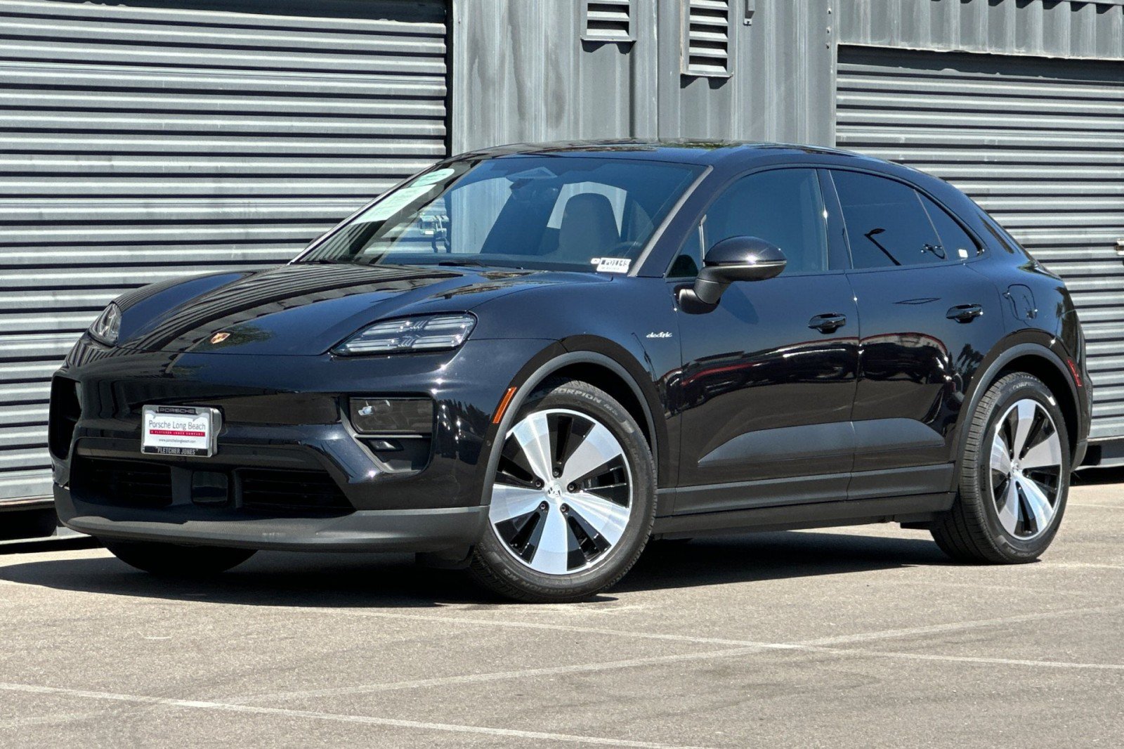 Certified 2024 Porsche Macan 4 Electric AWD/4WD image 1