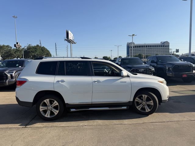 Used 2011 Toyota Highlander Limited w/ Tow Pkg FWD image 4