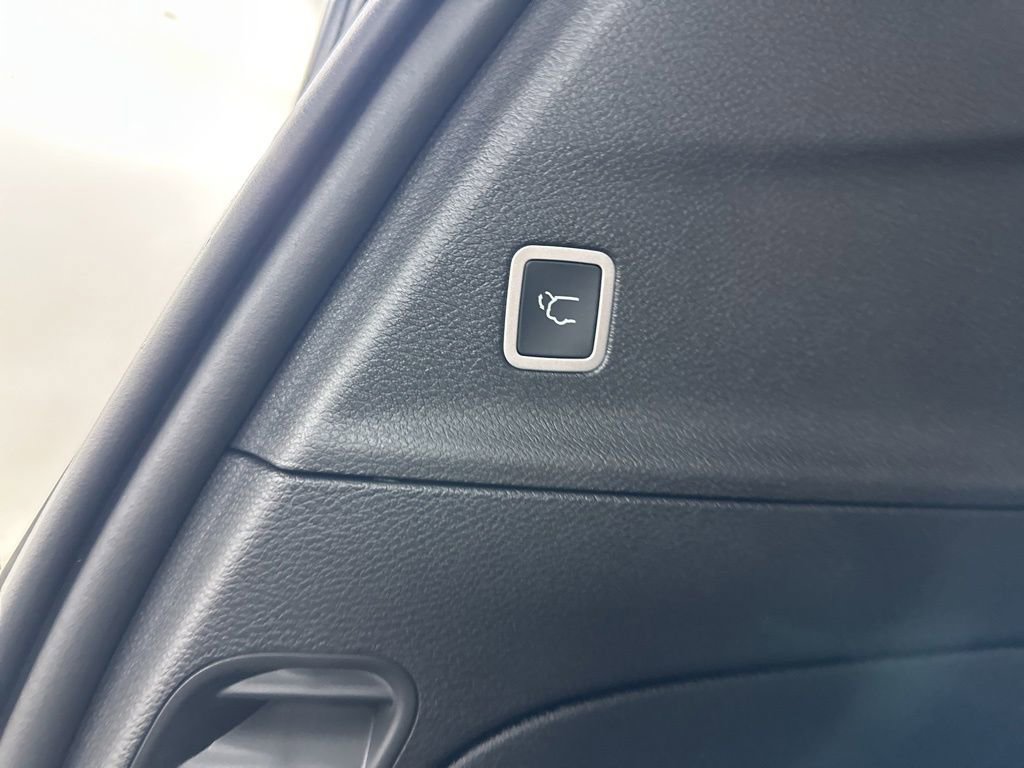 New 2026 Chrysler Pacifica Select image 25