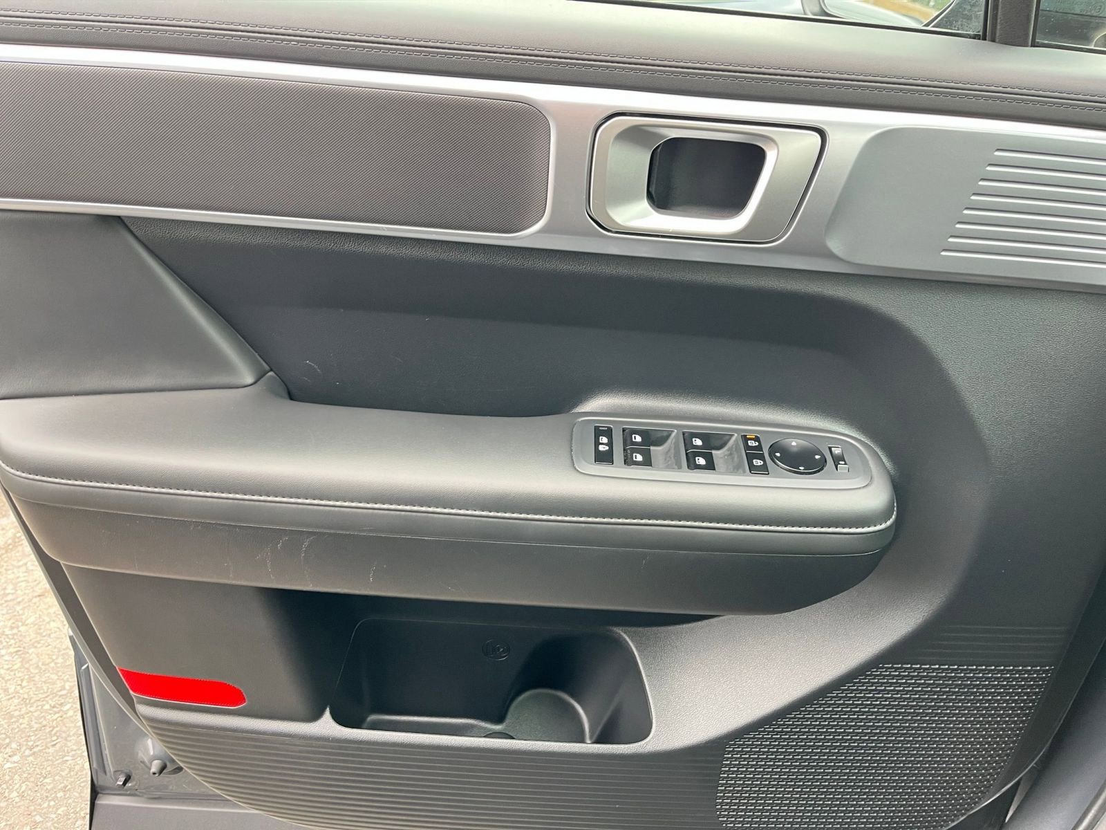 Used 2025 Hyundai Santa Fe SEL image 20