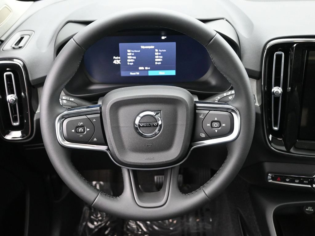 New 2026 Volvo XC40 B5 Plus w/ Protection Package Premier image 17
