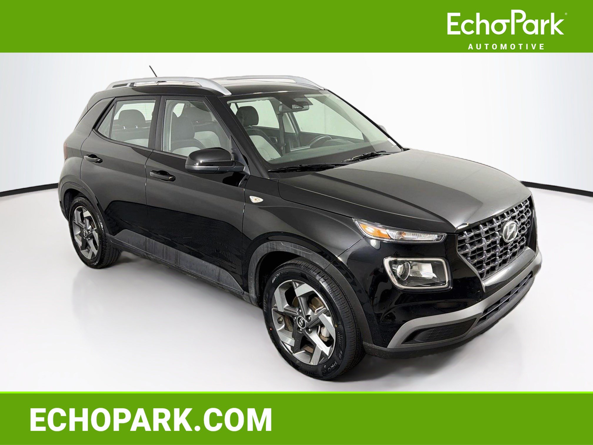 Used 2025 Hyundai Venue SEL