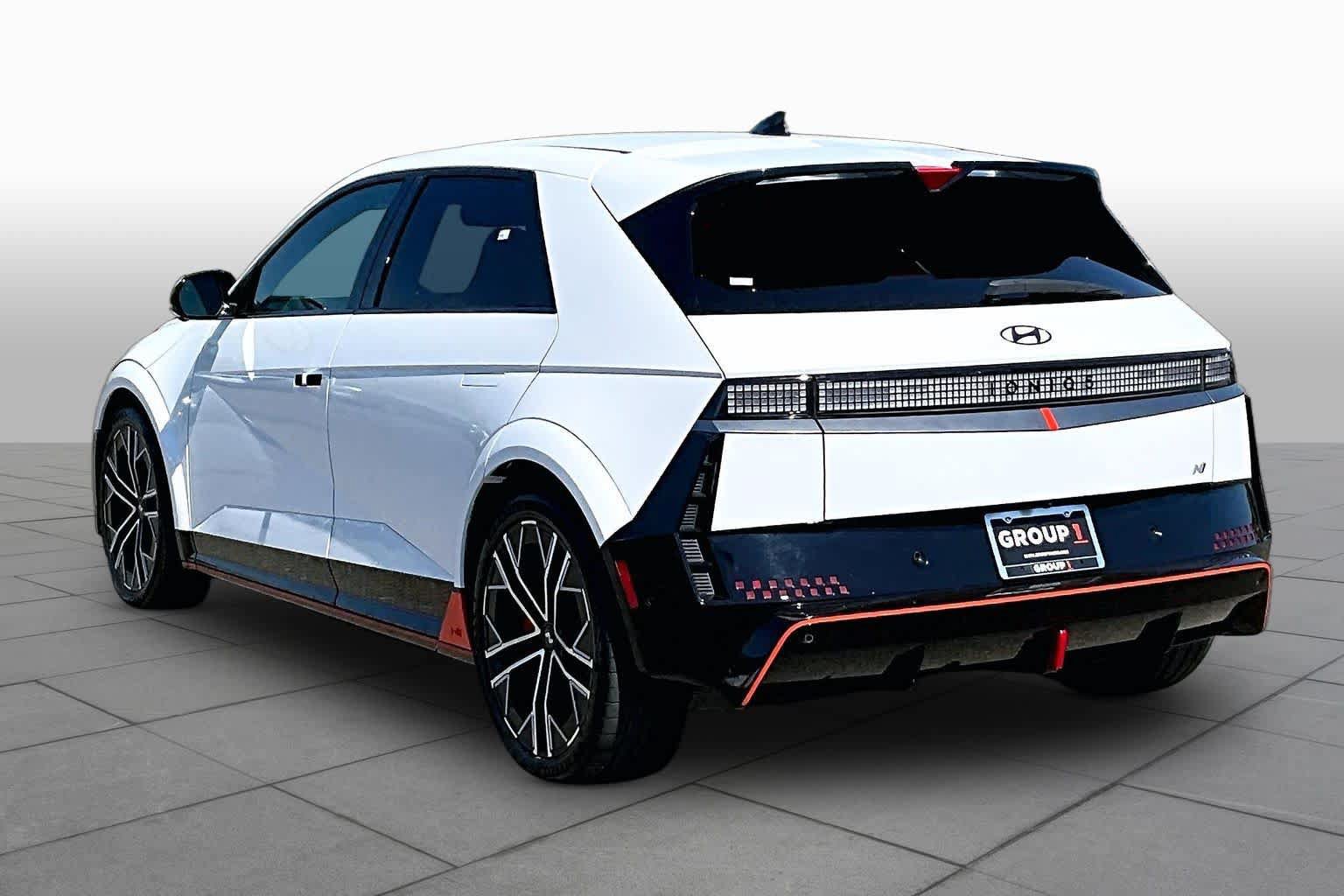 Used 2025 Hyundai Ioniq 5 N AWD/4WD image 11