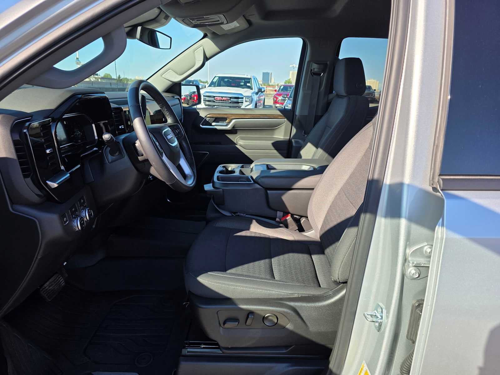Certified 2022 GMC Sierra 1500 Elevation w/ LPO, Elevation Black Package AWD/4WD image 20