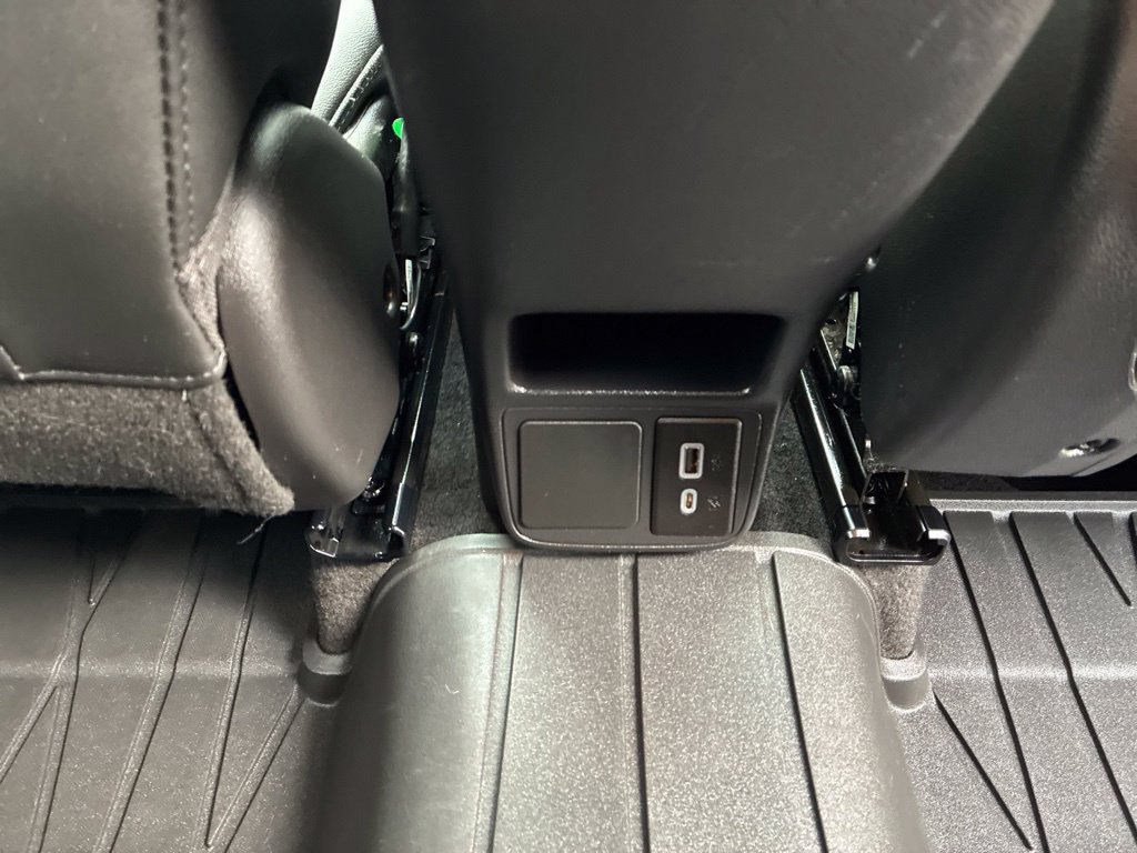 Used 2023 Buick Encore GX Select w/ Sport Touring Package AWD/4WD image 45