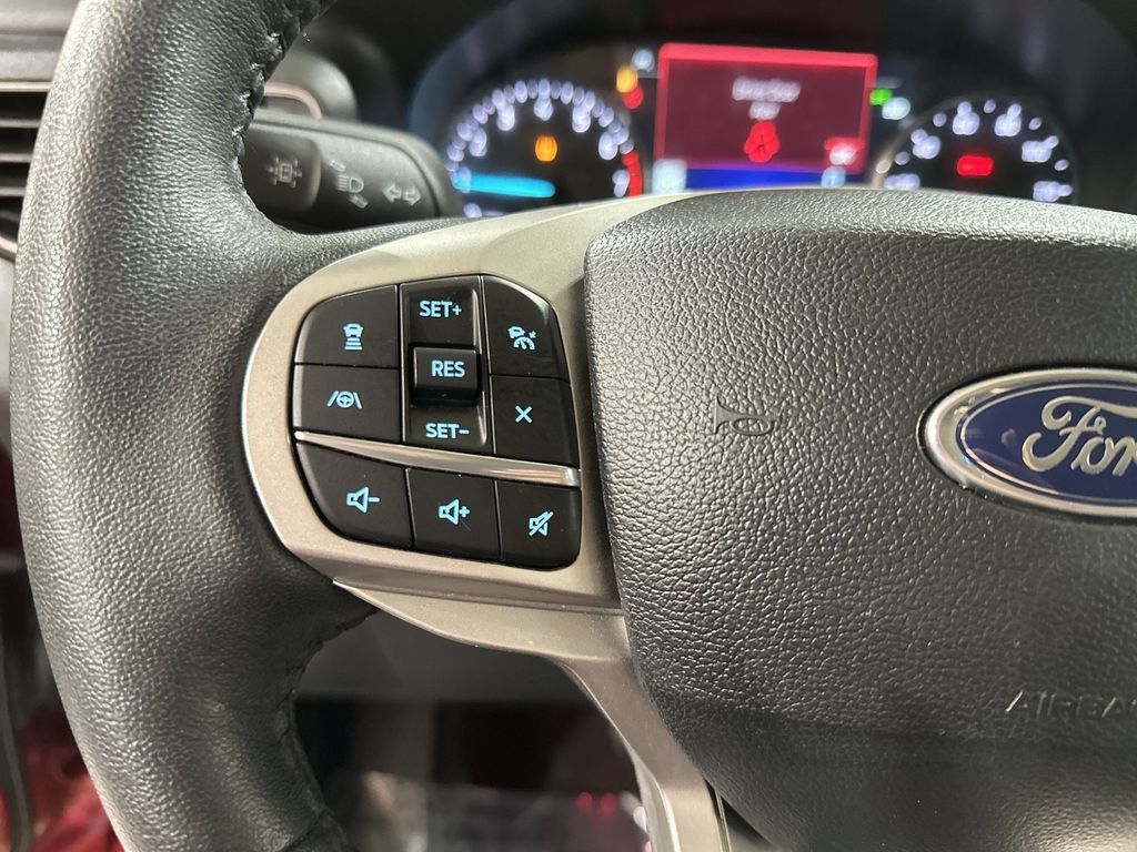 Used 2024 Ford Explorer Limited image 31