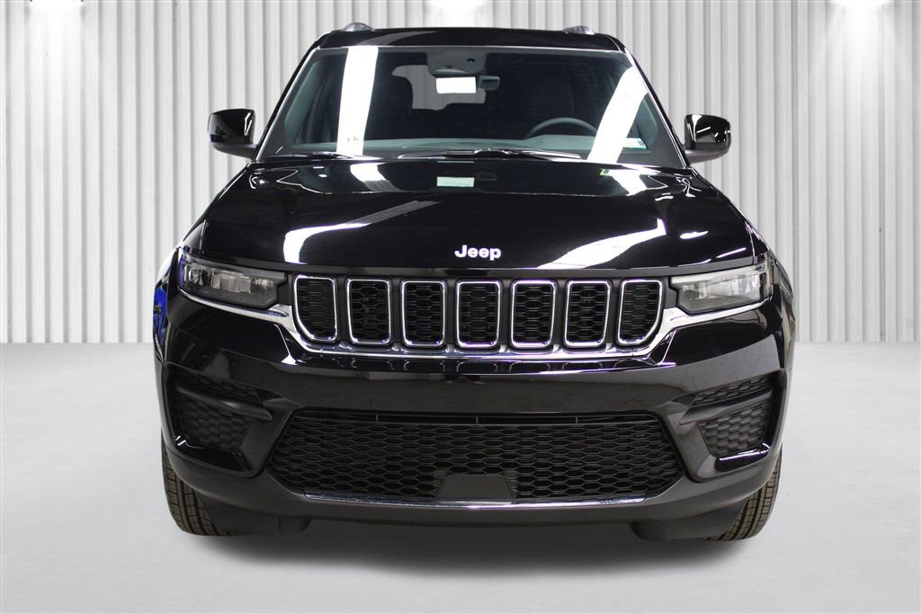 New 2025 Jeep Grand Cherokee Laredo X w/ Luxury Tech Group I image 40