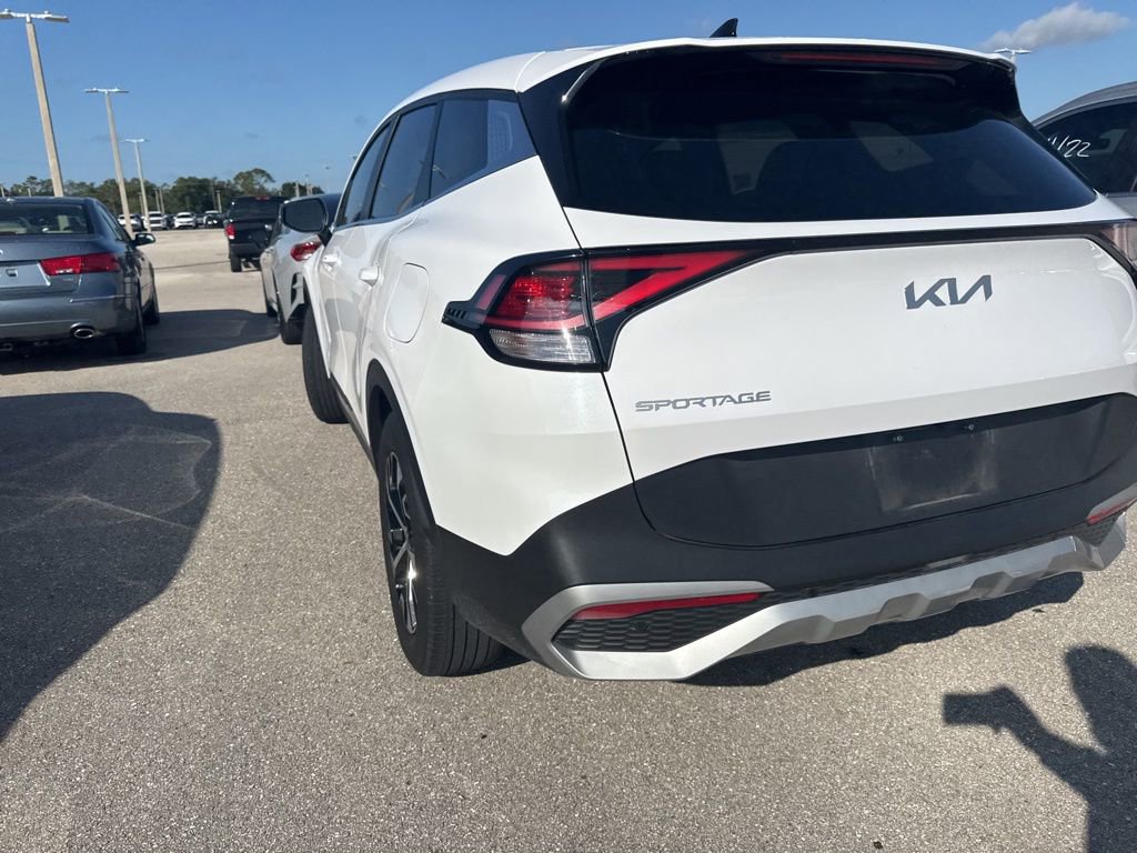 Used 2023 Kia Sportage EX FWD image 6