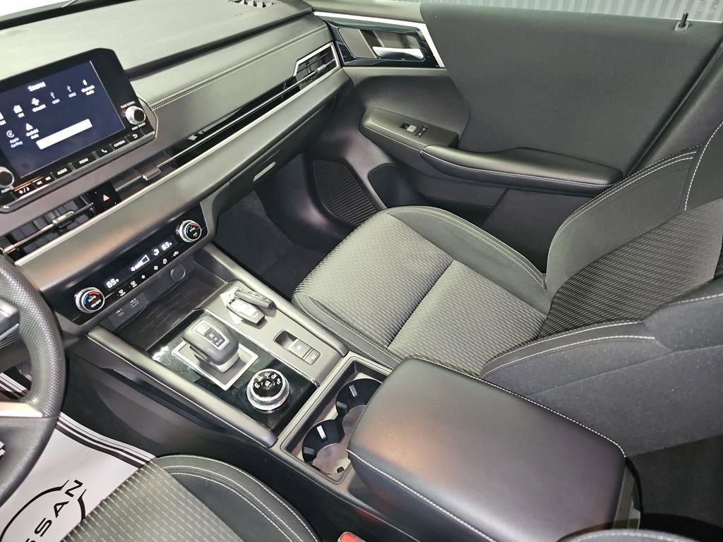 Used 2022 Mitsubishi Outlander ES image 31