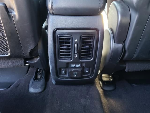 Used 2022 Dodge Durango GT image 16