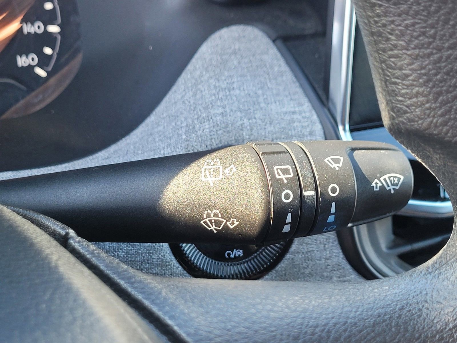 Used 2023 Jeep Compass Sport image 25