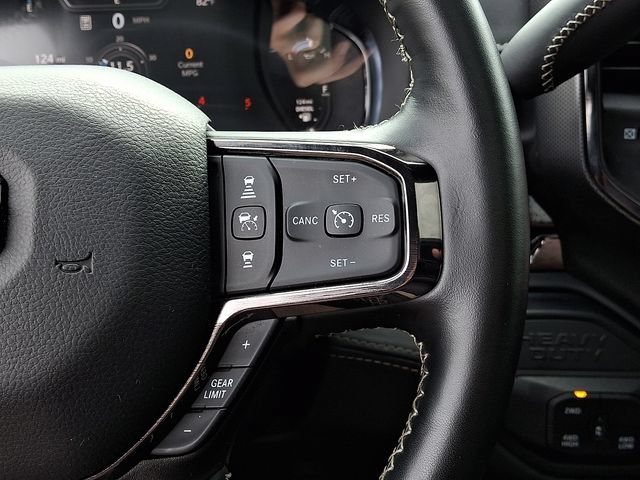 Used 2025 RAM 3500 Limited AWD/4WD image 27