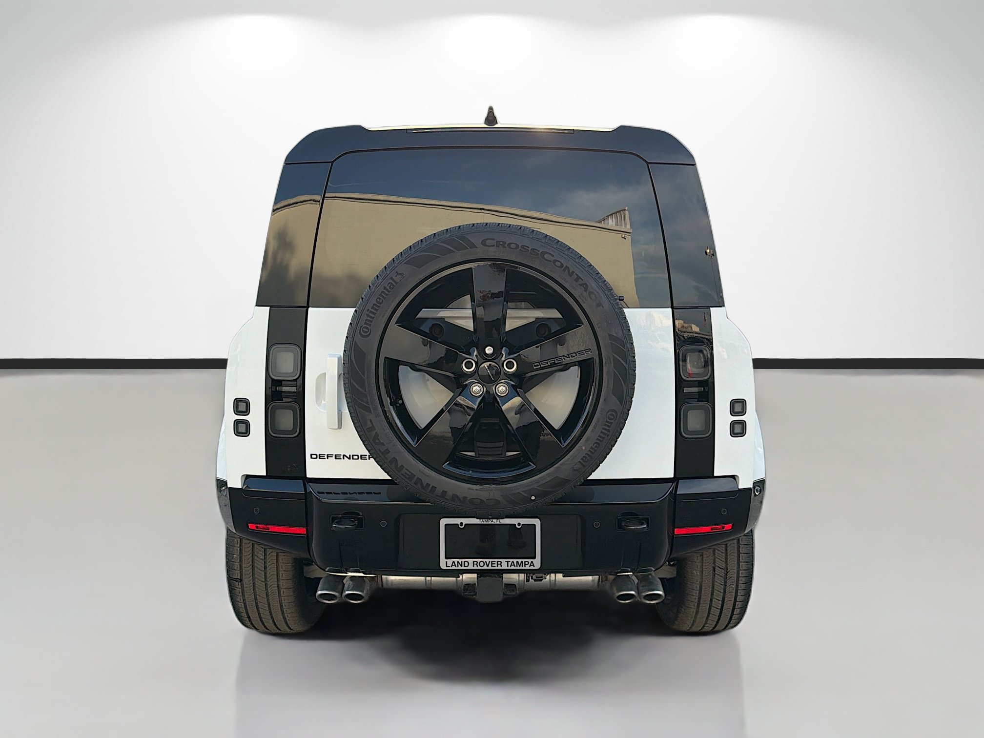 New 2026 Land Rover Defender 110 X-Dynamic SE AWD/4WD image 4