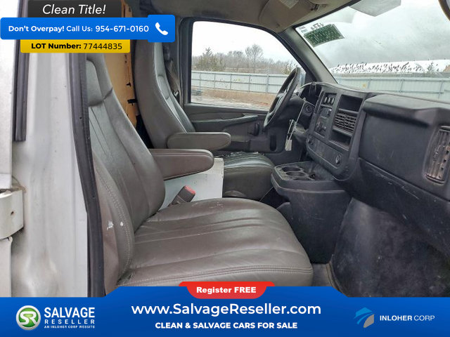 Used 2013 GMC Savana 3500 RWD image 15