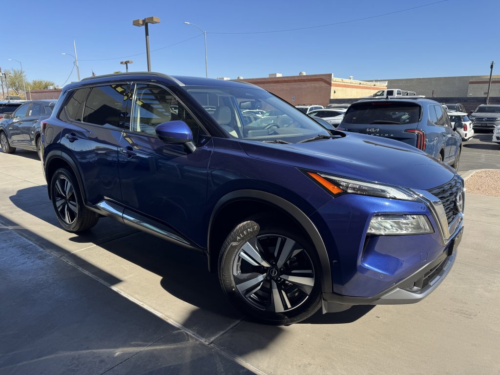 Used 2023 Nissan Rogue SL w/ SL Premium Package FWD image 6