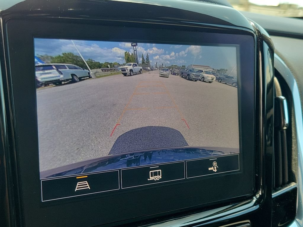 Certified 2023 Chevrolet Traverse LT FWD image 29
