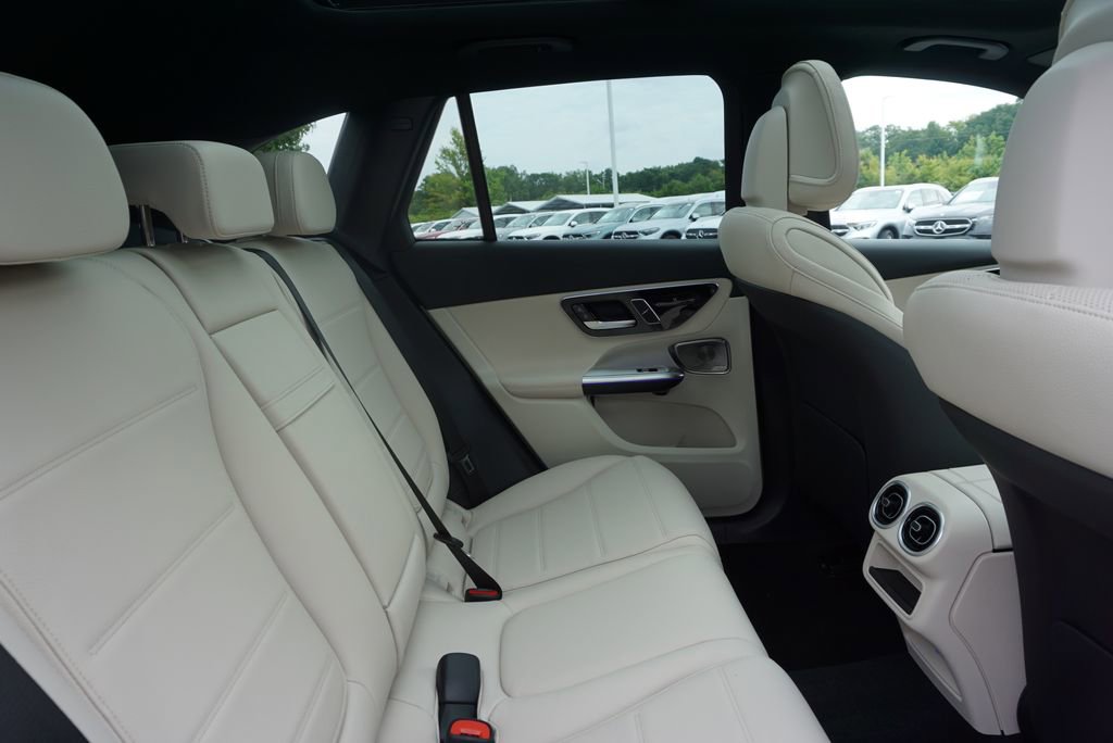 New 2026 Mercedes-Benz GLC 300 4MATIC image 57