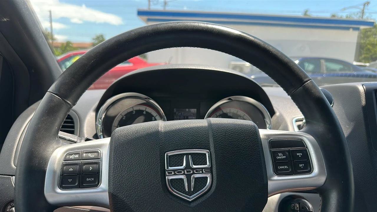 Used 2018 Dodge Grand Caravan GT FWD image 38