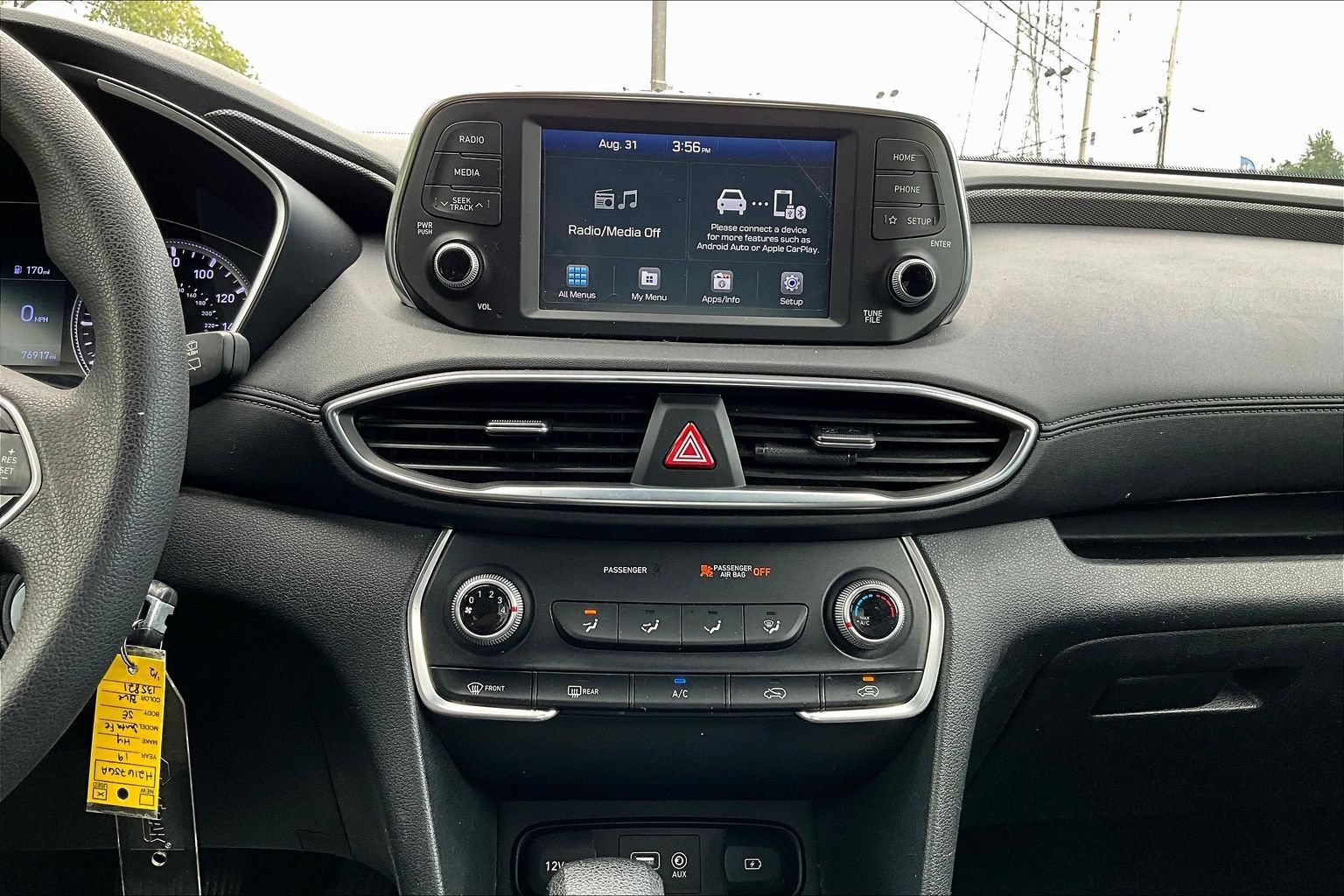 Used 2019 Hyundai Santa Fe SE FWD image 12