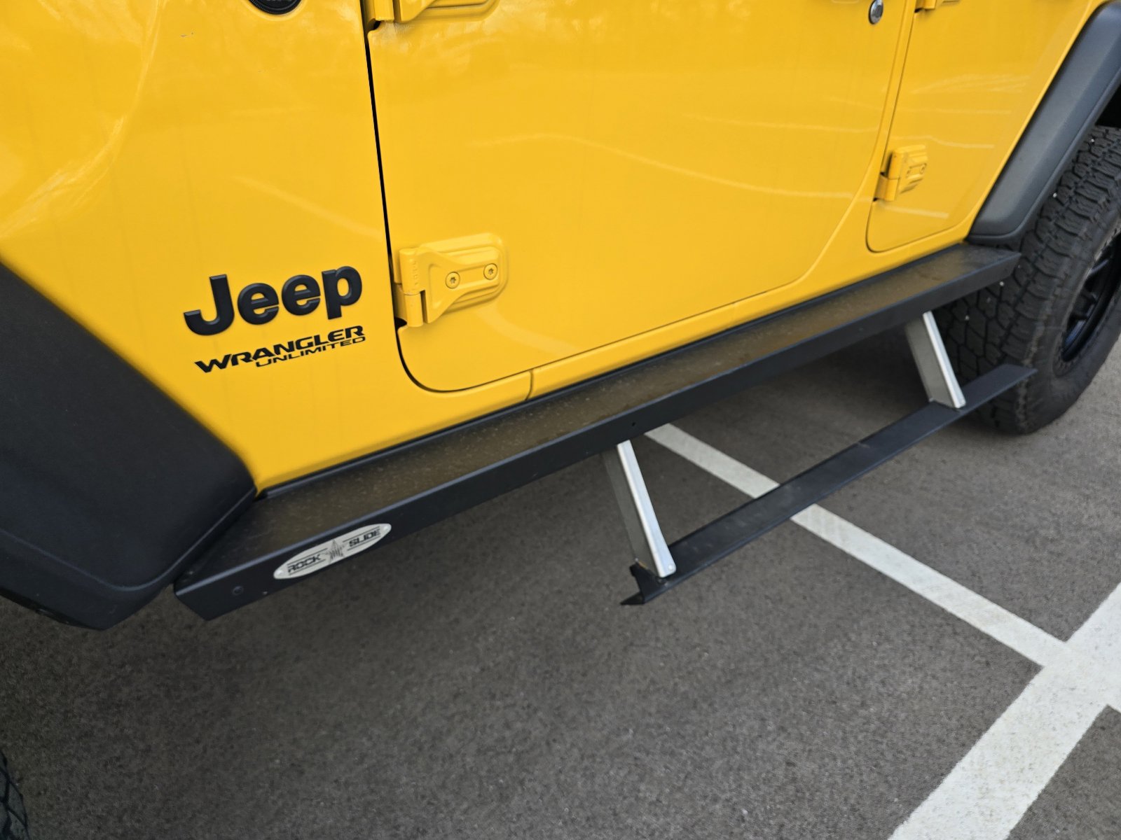 Used 2021 Jeep Wrangler Unlimited Sport image 11