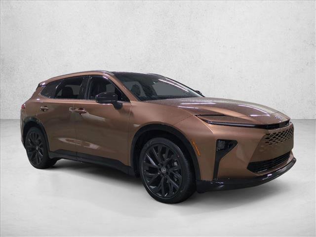Used 2026 Toyota Crown Signia w/ Advanced Technology Package AWD/4WD image 3