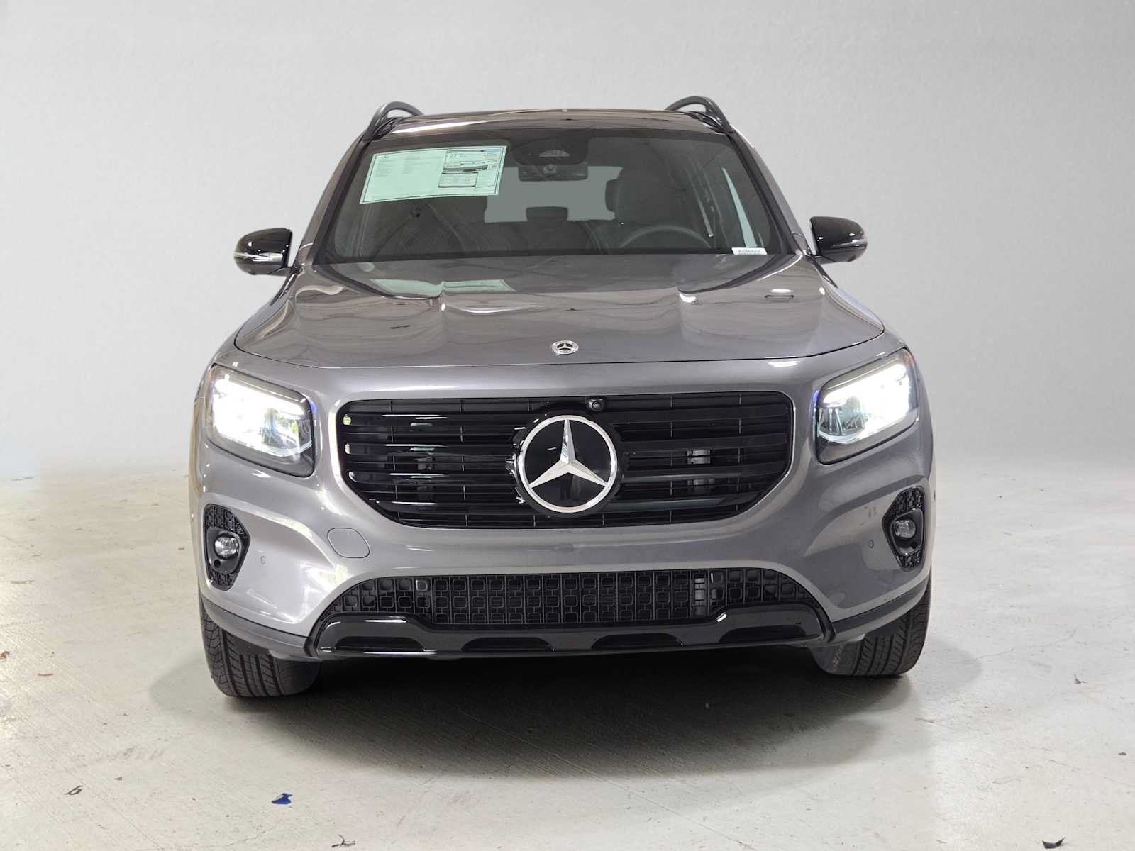 New 2026 Mercedes-Benz GLB 250 4MATIC image 8