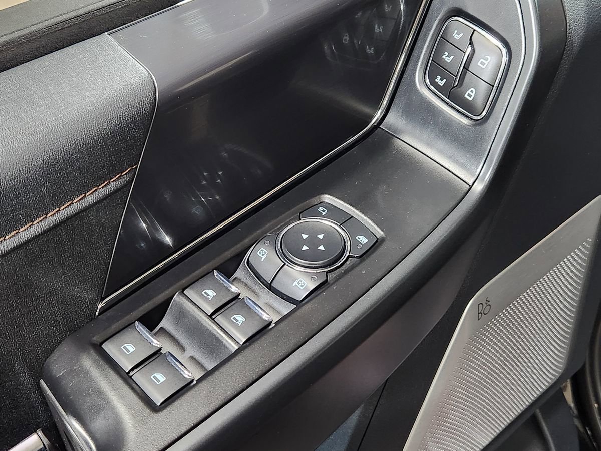 Used 2023 Ford F150 Raptor AWD/4WD image 42