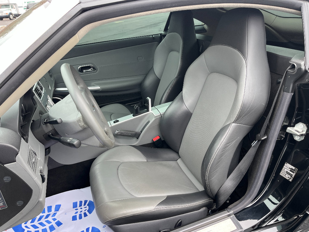 Used 2004 Chrysler Crossfire 2dr Cpe image 17
