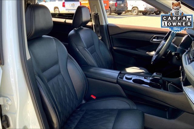 Used 2023 Nissan Rogue Platinum image 7