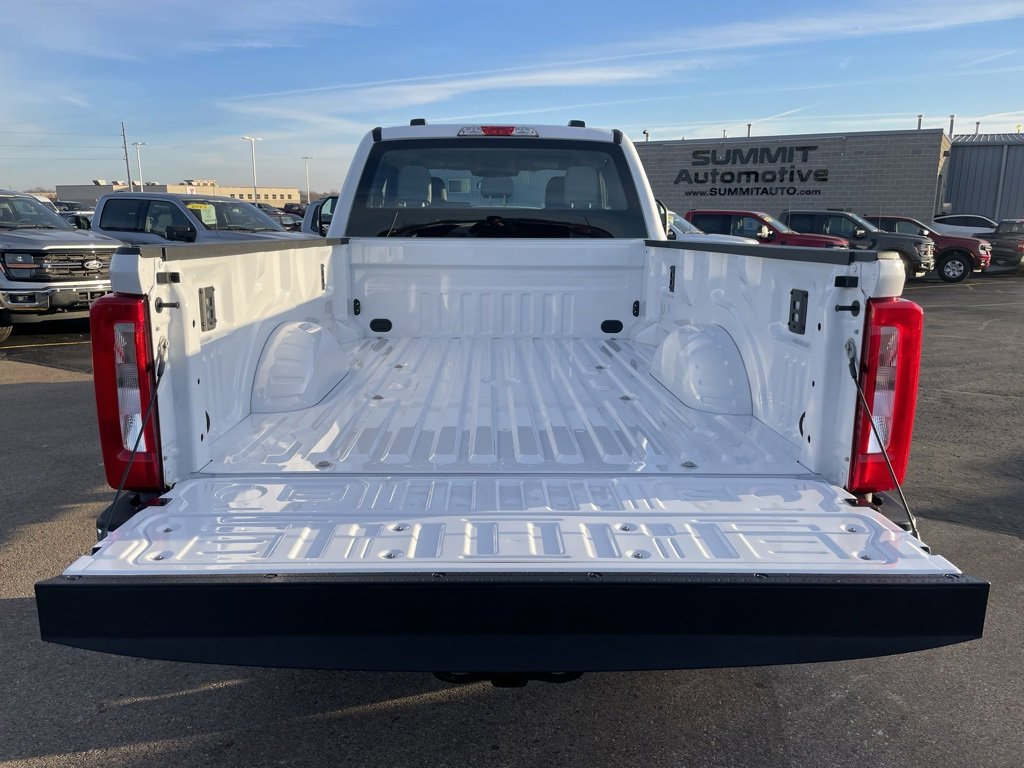 New 2026 Ford F350 XL w/ XL Chrome Package image 33