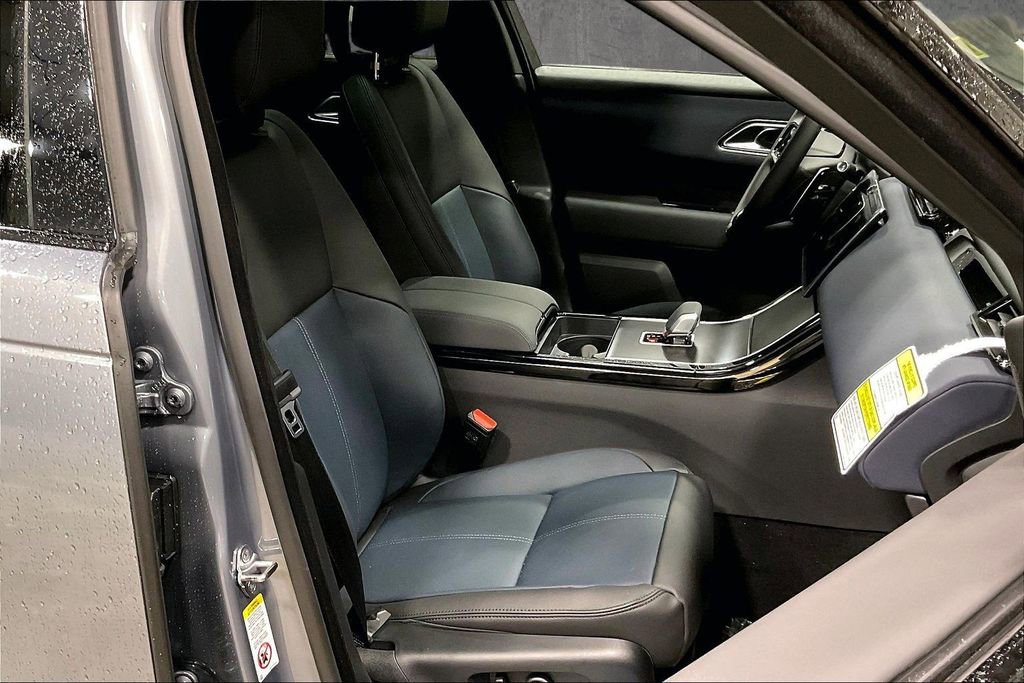New 2026 Land Rover Range Rover Velar Dynamic SE AWD/4WD image 10