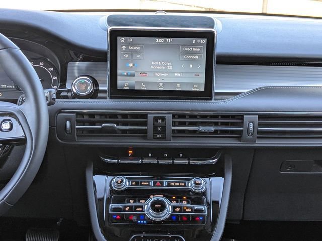 Certified 2022 Lincoln Corsair FWD w/ Equipment Group 101A image 20