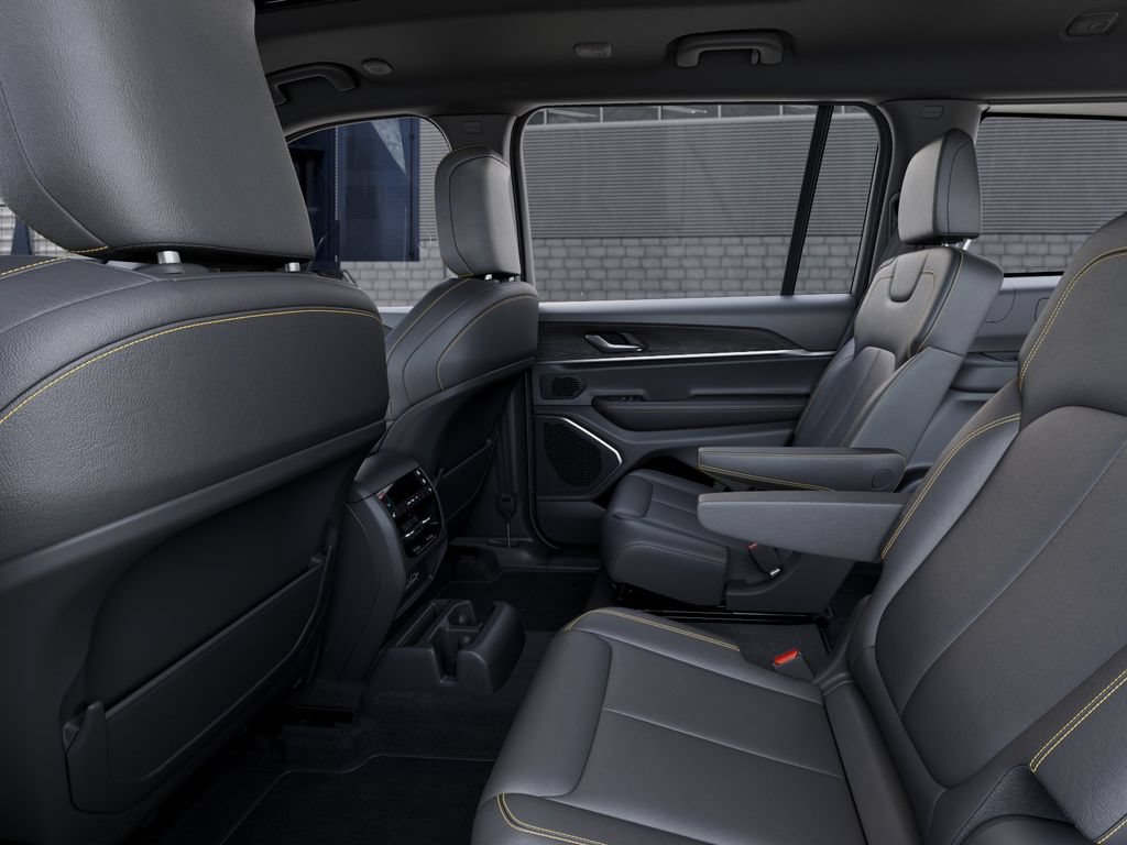 New 2026 Jeep Grand Cherokee L Limited AWD/4WD image 23