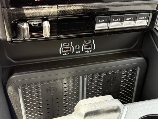 New 2026 RAM 2500 Laramie AWD/4WD image 25