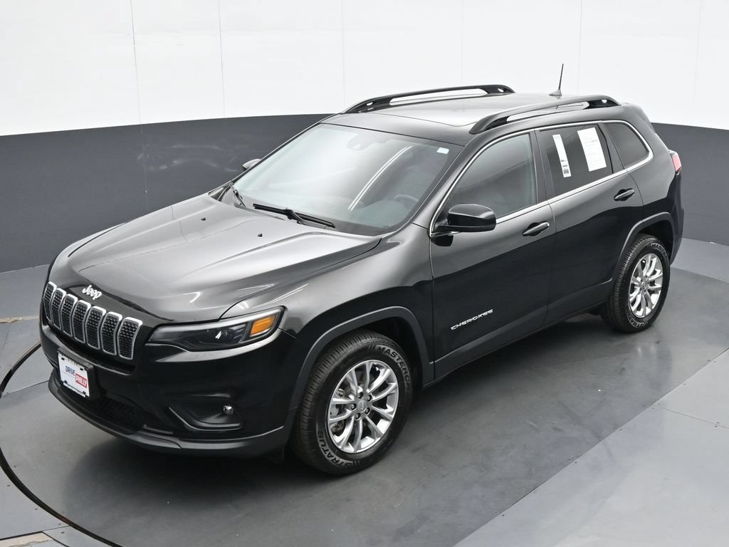 Used 2022 Jeep Cherokee Latitude Lux w/ Sun & Sound Group AWD/4WD image 17