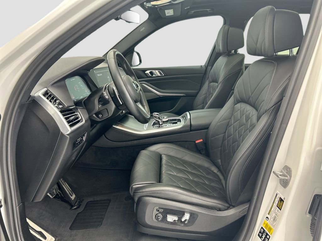 Used 2023 BMW X5 M50i w/ Executive Package AWD/4WD image 18