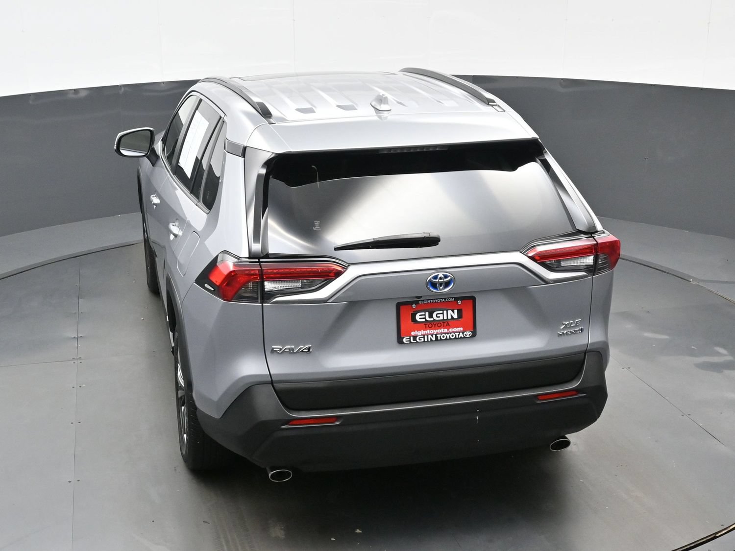Used 2023 Toyota RAV4 XLE Premium AWD/4WD image 41