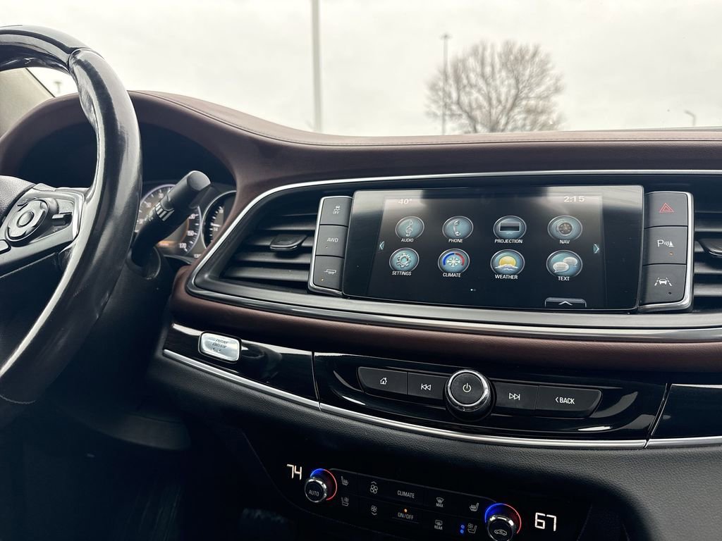 Used 2018 Buick Enclave Avenir w/ Avenir Technology Package image 16