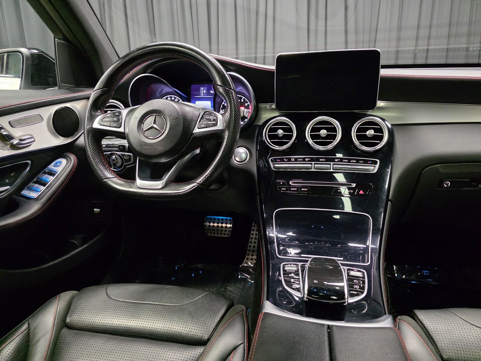 Used 2017 Mercedes-Benz GLC 43 AMG 4MATIC image 21