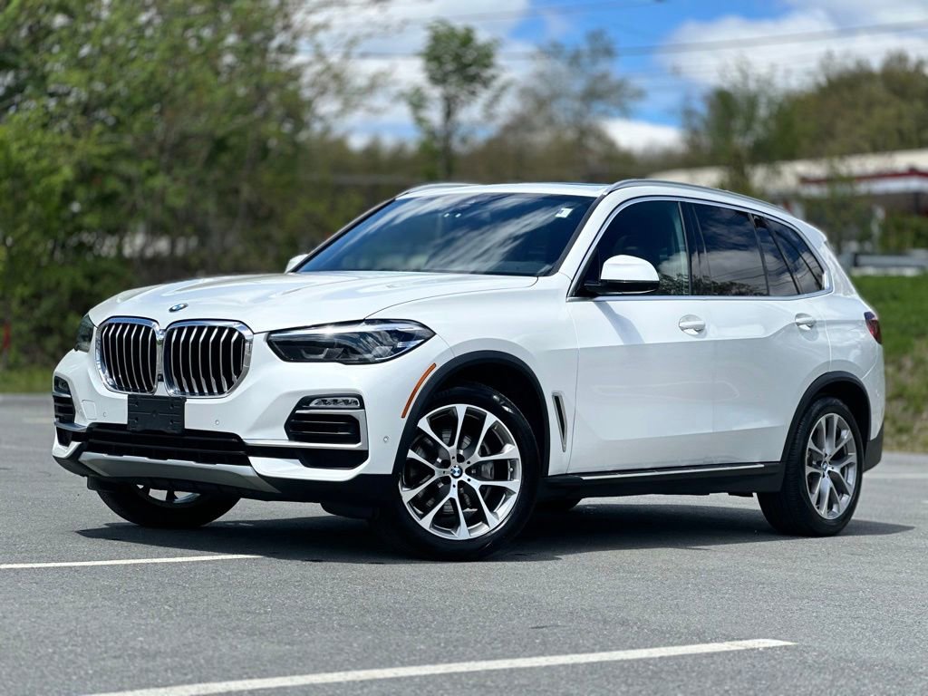 Used 2021 BMW X5 xDrive40i w/ Premium Package AWD/4WD image 1