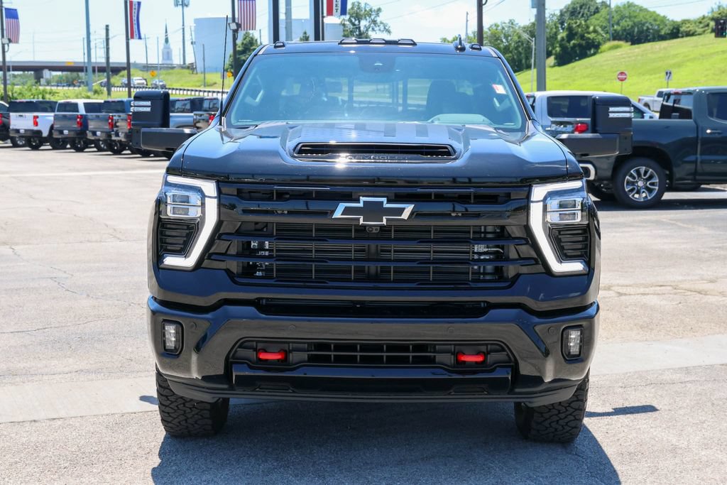 New 2026 Chevrolet Silverado 2500 LTZ AWD/4WD image 2
