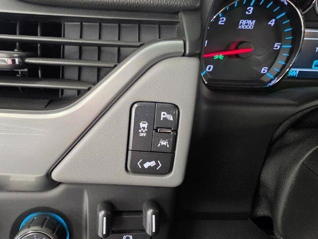 Used 2018 Chevrolet Tahoe LT w/ LT Signature Package AWD/4WD image 15