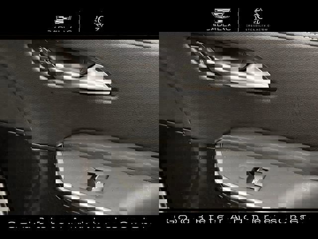 Certified 2025 Cadillac XT4 Premium Luxury FWD image 30